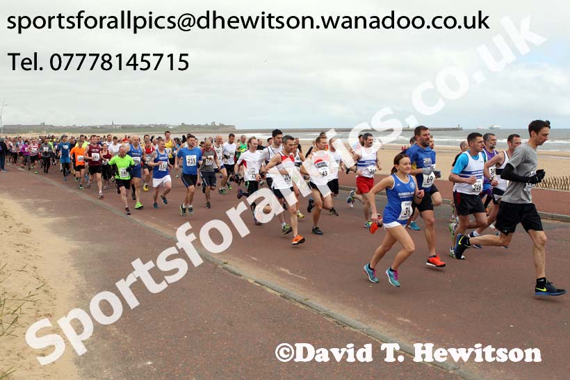 Sand Dancer Race, South Shields. Photo: David T. Hewitson/Sports for All Pics